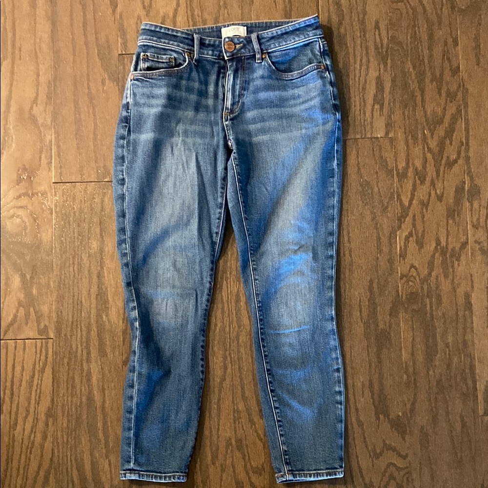 LOFT Women's Skinny Jeans in Blue
